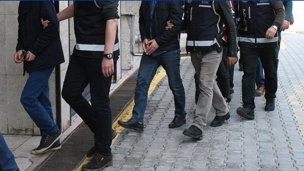 FETÖ terör örgütüne büyük operasyon: 176 asker, 16 emniyet görevlisi gözaltına alındı