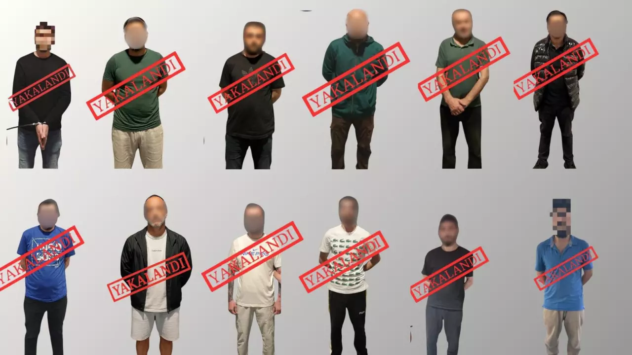 Bakan Yerlikaya duyurdu: Dev operasyonla 12 isim daha ülkeye getirildi!
