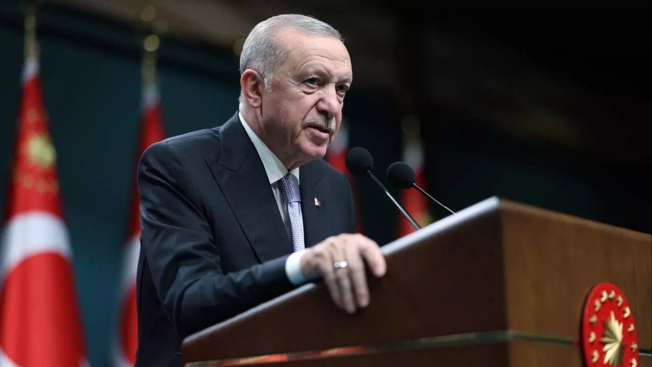 Son dakika: Cumhurbaşkanı Erdoğan'dan önemli mesajlar peş peşe geldi!