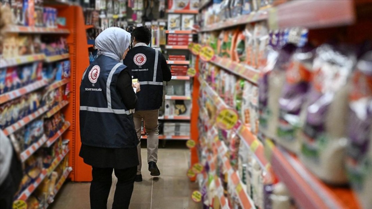 Bakanlık piyasadaki fahiş fiyatlarla mücadeleyi sürdürüyor: Cezadan kaçamadılar, 49,791 firmaya 1,5 milyar TL ceza kesildi!