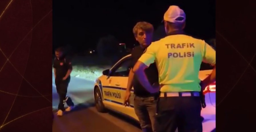 Aydın'da alkollü sürücü polislere zor anlar yaşattı:  Tayyip Erdoğan'ı sevmiyorum, sevmek zorunda mıyım?