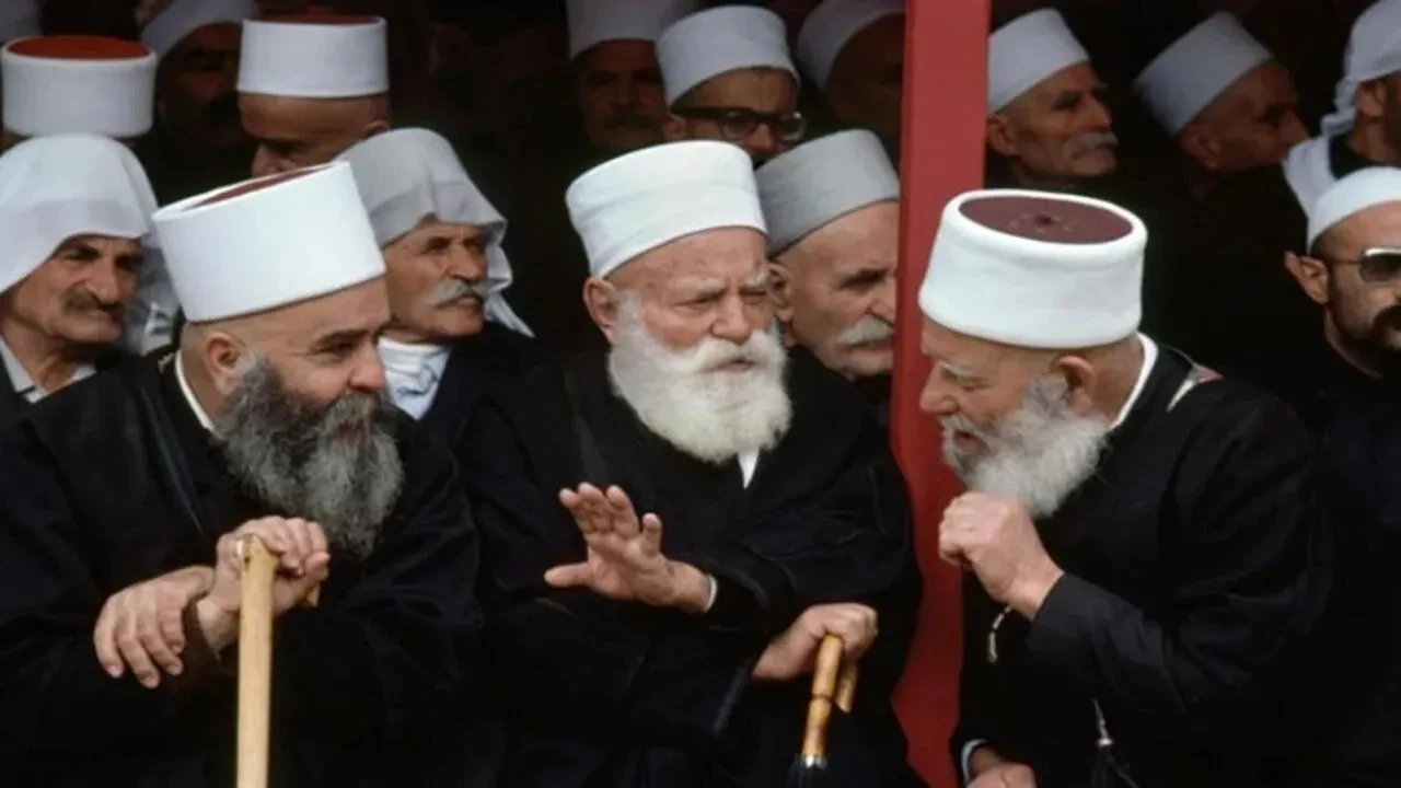 Dürzi ne demek? Dürzilik nedir, hangi inanca sahiptir? Dürziler Müslüman mı?