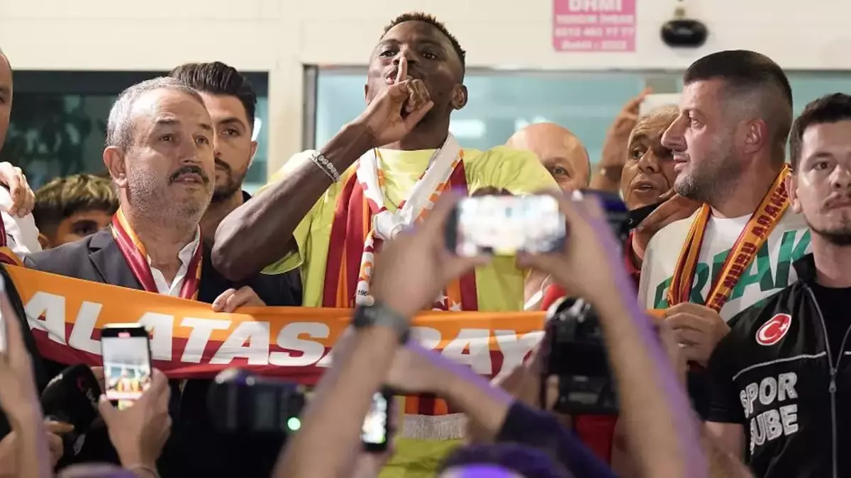 Sonunda anlaşma gerçekleşti: Osimhen Galatasaray'da!