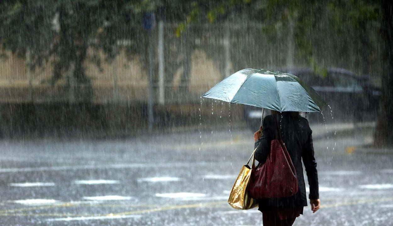 Meteoroloji uyardı: O bölgelerde sağanak yağış etkili olacak, su baskınlarına dikkat! Bugün hava nasıl, Perşembe günü hava nasıl olacak?