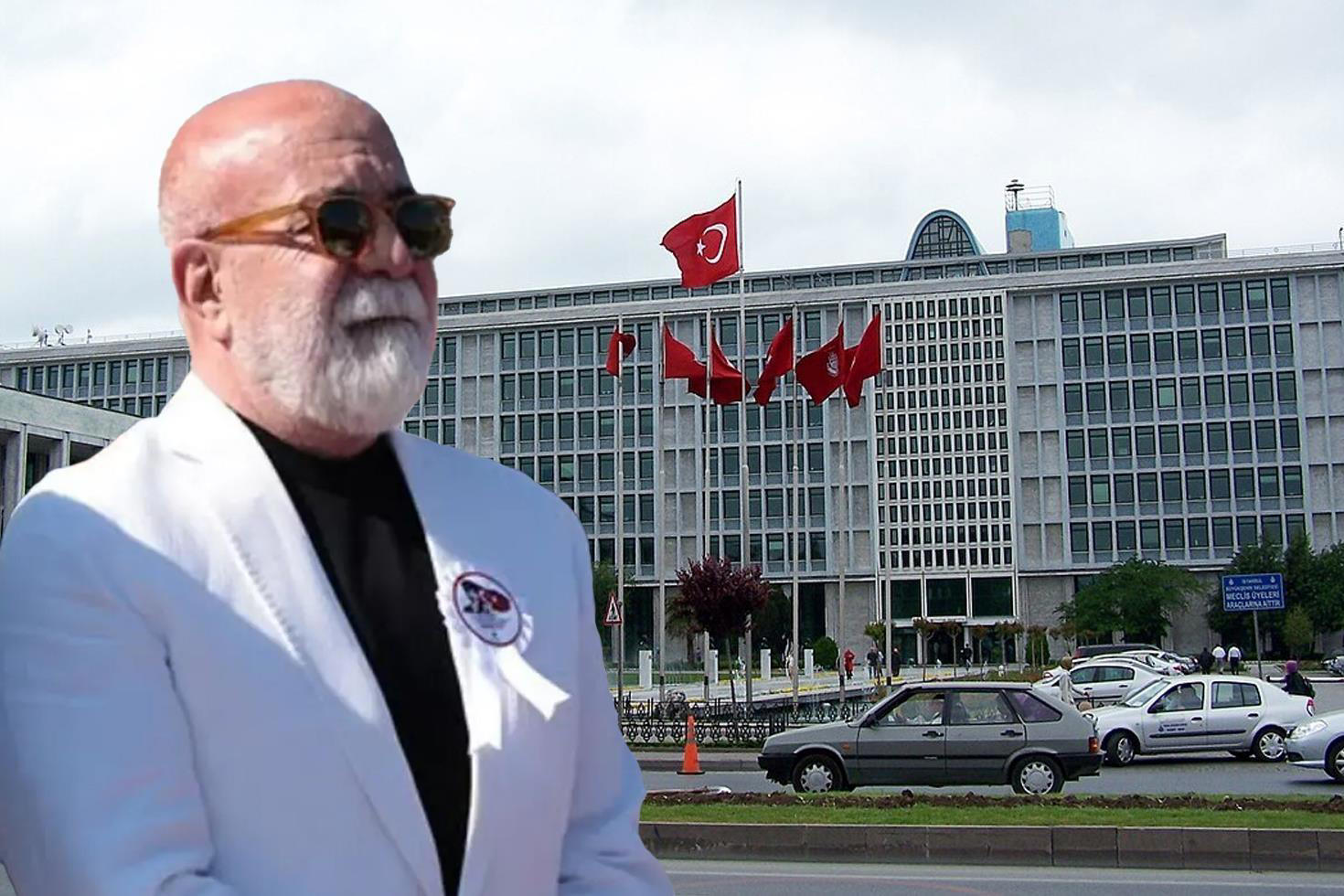 İBB'deki rüşvet skantalı işte böyle gözler önüne serildi: Paraların destelendiği görüntüler ortaya çıktı!