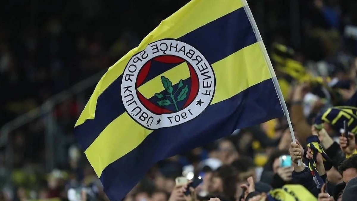 Son dakika: Fenerbahçe'nin yeni yıldızı İstanbul'a geliyor!