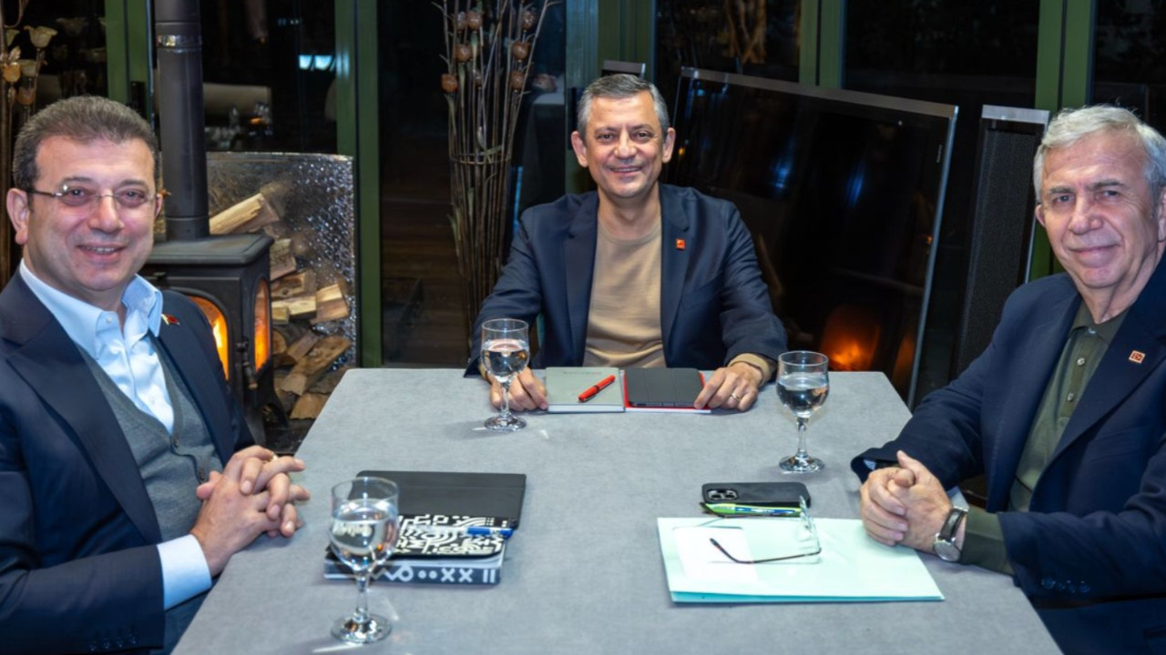 Veli Ağbaba CHP'nin cumhurbaşkanı adayını açıkladı: İmamoğlu aday olmazsa en kuvvetli aday Mansur Yavaş'tır