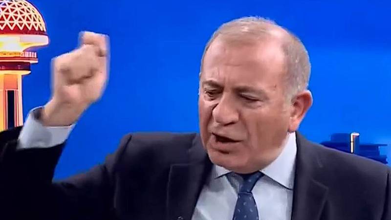 Gürsel Tekin isyan etti: Size pabuç bırakan Gürsel Tekin babasının yattığı mezara girsin