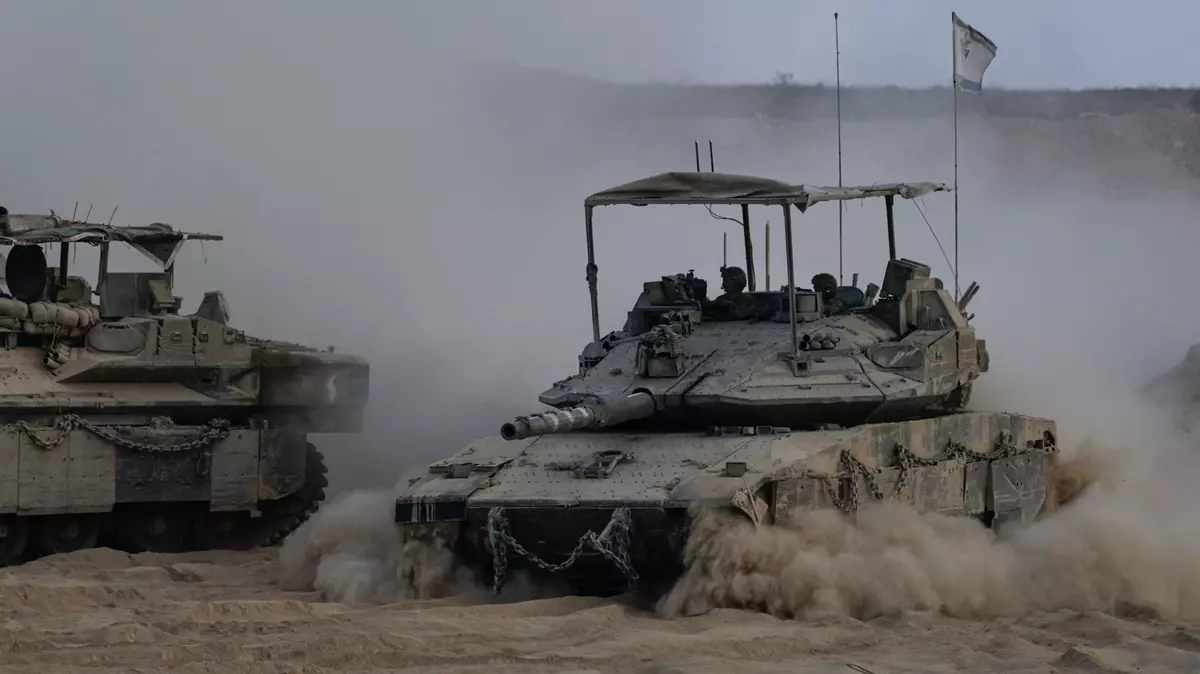 İsrail yine acımadı, işgal saldırılarını başlattı! Karadan giren tanklar Gazze'de can almaya başladı!