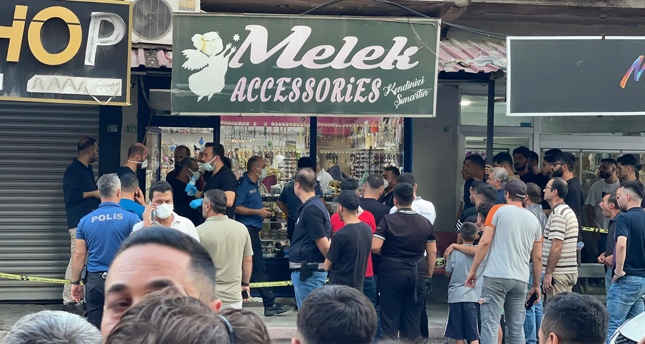 İş yerinden gelen kötü koku ortaya çıkardı: 3 gün önce ölmüşler