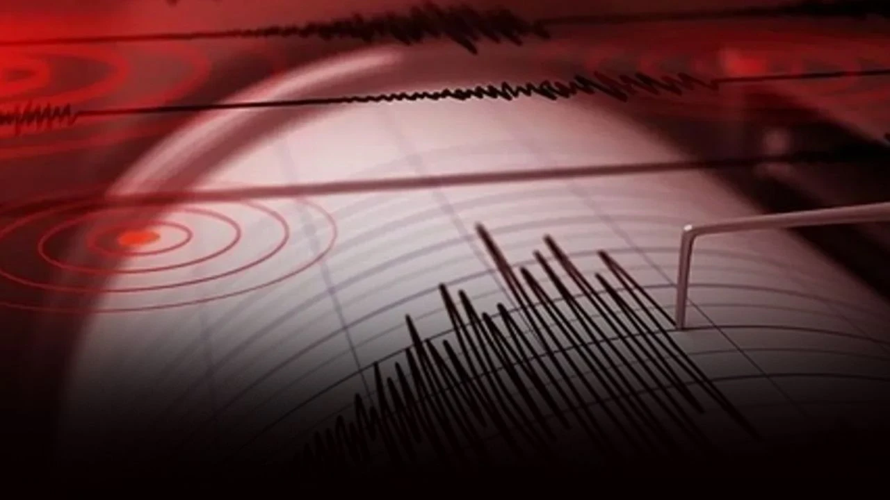 Balıkesir yine sallandı: Sındırgı ilçesinde korkutan deprem!
