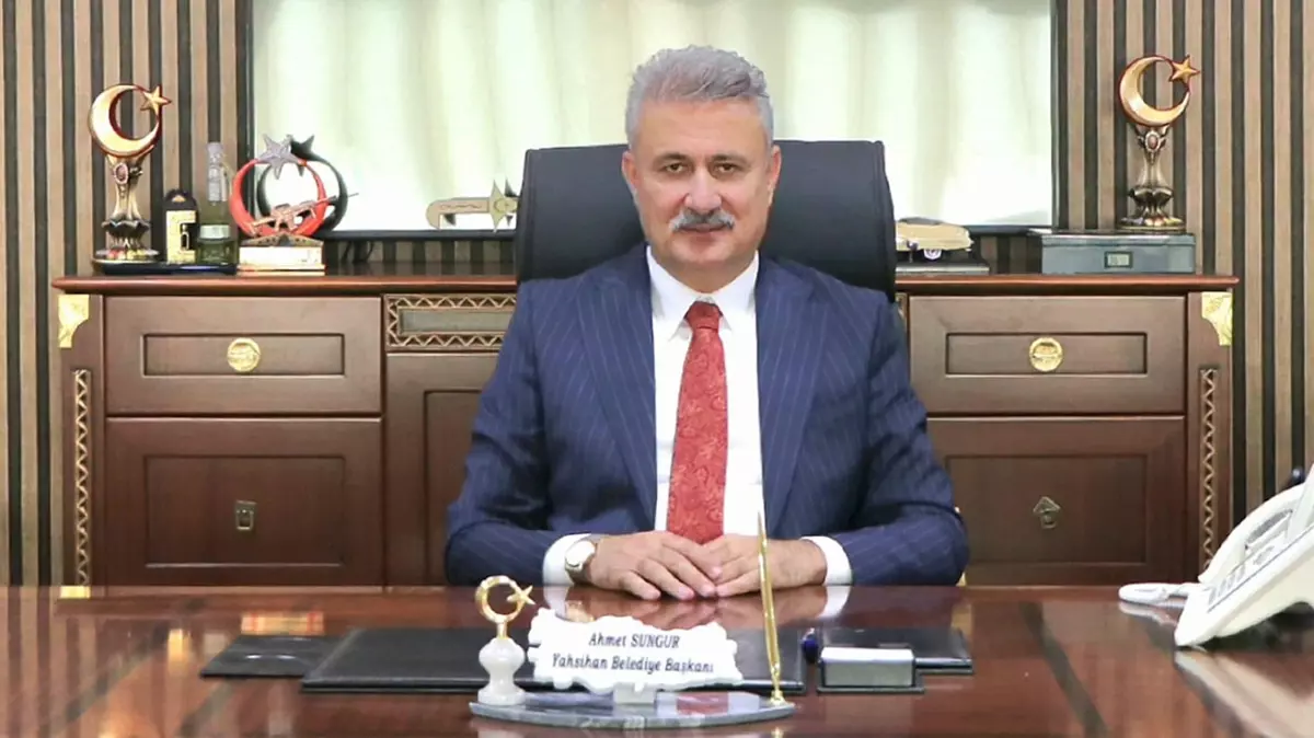 AK Partili o belediye başkanı tutuklandı: Görevden uzaklaştırılarak partiden ihraç edildi!