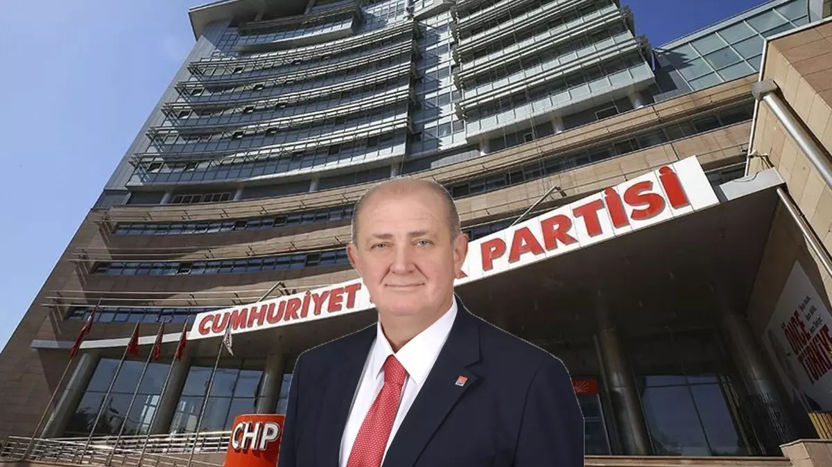 CHP'den bir istifa haberi daha: Belediye başkanı Tuncer Başoğlu partisinden istifa etti!