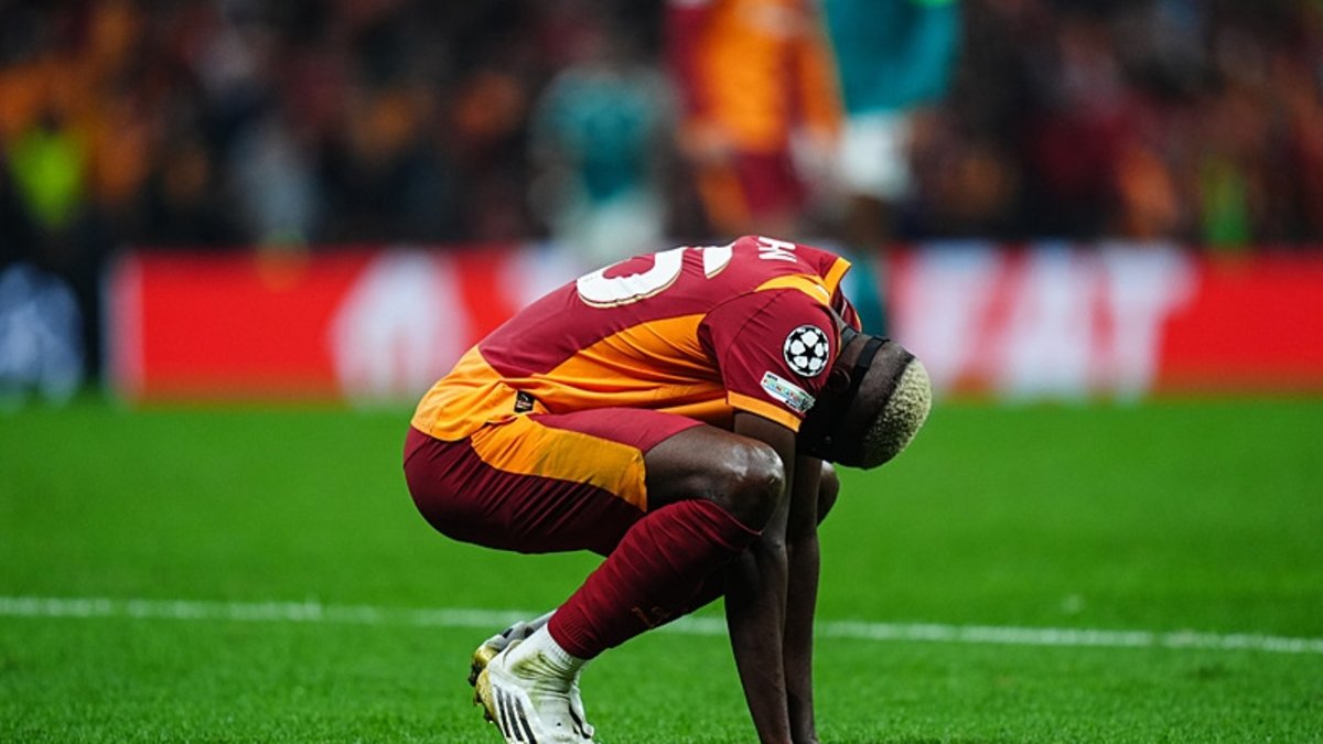 Okan Buruk'tan Osimhen kararı: Derbide oynayacak mı? İşte merak edilenler...