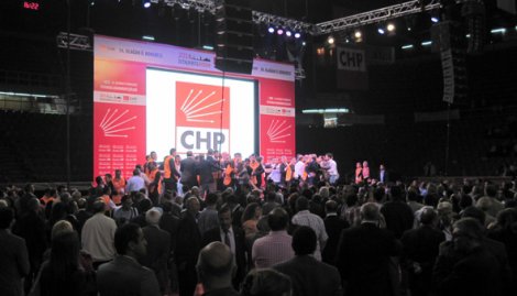 CHP'de kazan taştı: Bu kez de Üsküdar kongresi karıştı!
