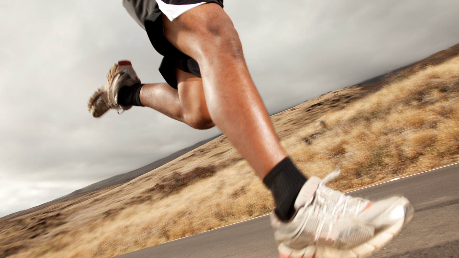 Pendik Bölge hastanesi bilgilendiriyor: Koşucu dizi rahatsızlığı nedir? Koşucu dizi rahatsızlığının belirtileri ve tedavi yöntemleri nelerdir?