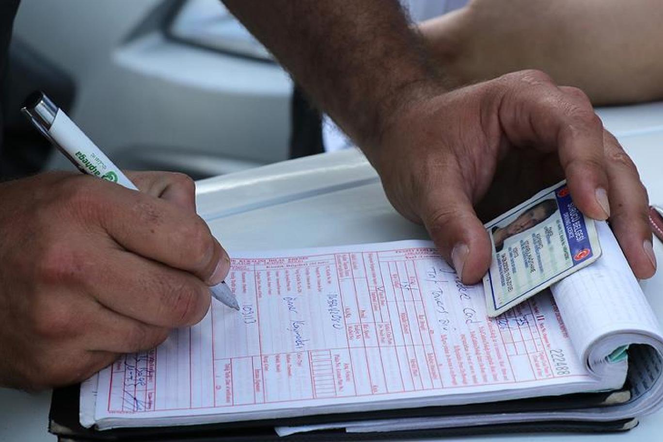 Can yakacak cezalar yolda: Bu hız sınırını geçen sürücülerin ehliyeti 90 günlüğüne iptal edilecek