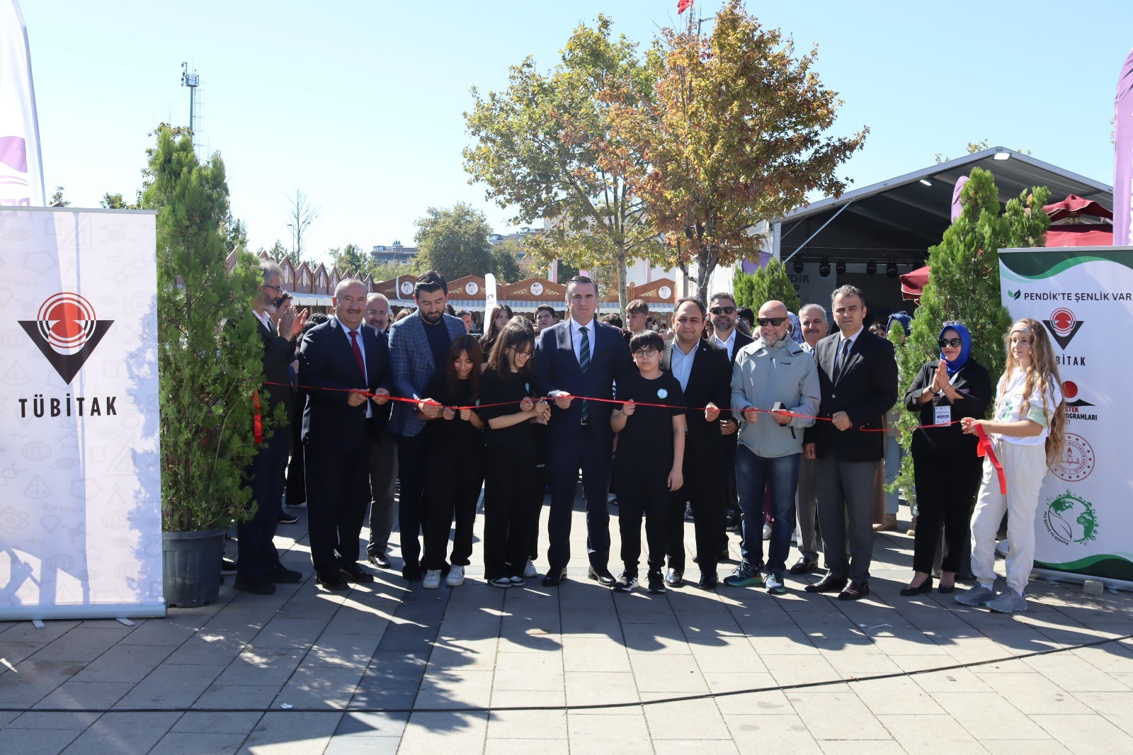 “Pendik’te Şenlik Var” Projesi Yoğun Katılımla Açıldı