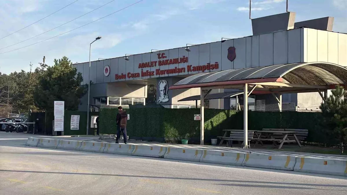 Cezaevinde babası tarafından dövülerek duvara fırlatılmıştı: İşte, küçük kızın son durumu...