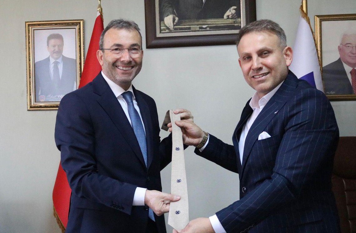 Ahmet Cin'den Pendik dolayoba şoförler odası başkanı Erkan Dakoğlu’na ziyaret