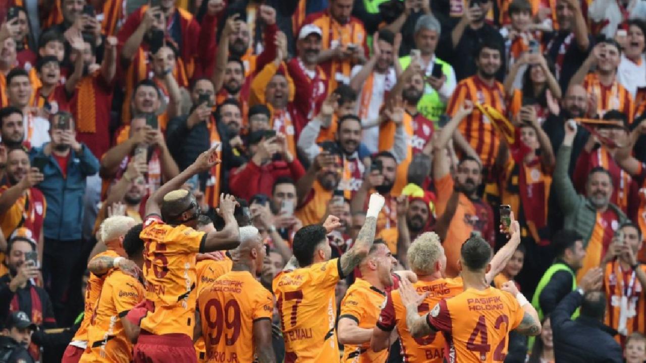 Galatasaray'ın yıldız ismindan şok ayrılık!