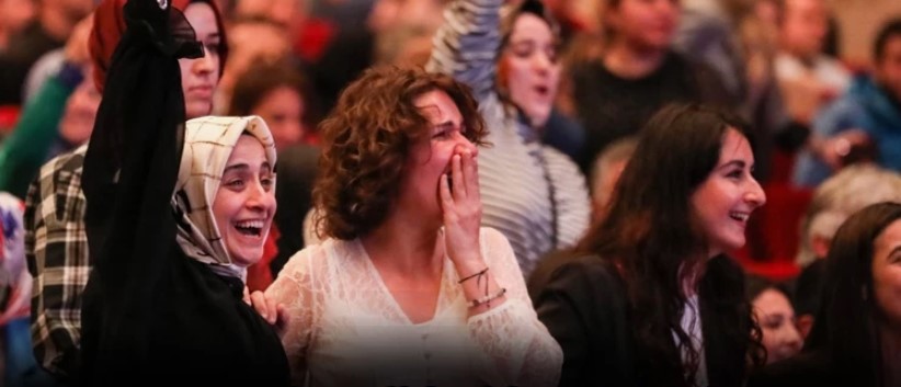 Binlerce öğretmen adayı nefesini tuttu bekliyor: 15 bin sözleşmeli öğretmen bugün atanacak!