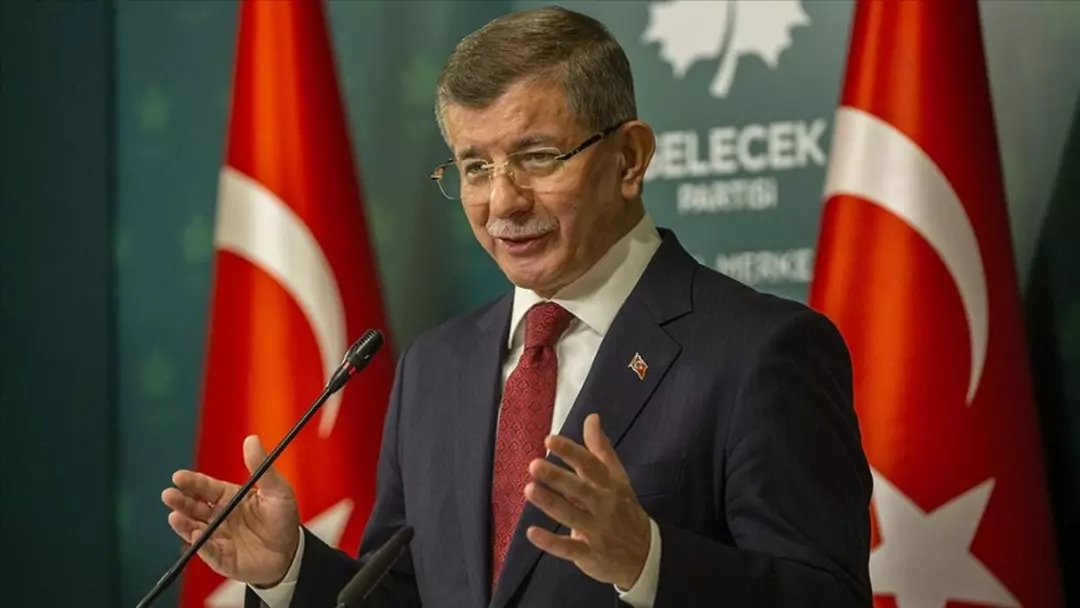 Davutoğlu sinyalleri verdi: Saadet, DEVA, Gelecek ve Yeniden Refah birleşiyor mu?