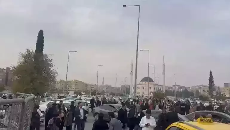 Şanlıurfa'da hareketli dakikalar: Adliye binasında patlama!
