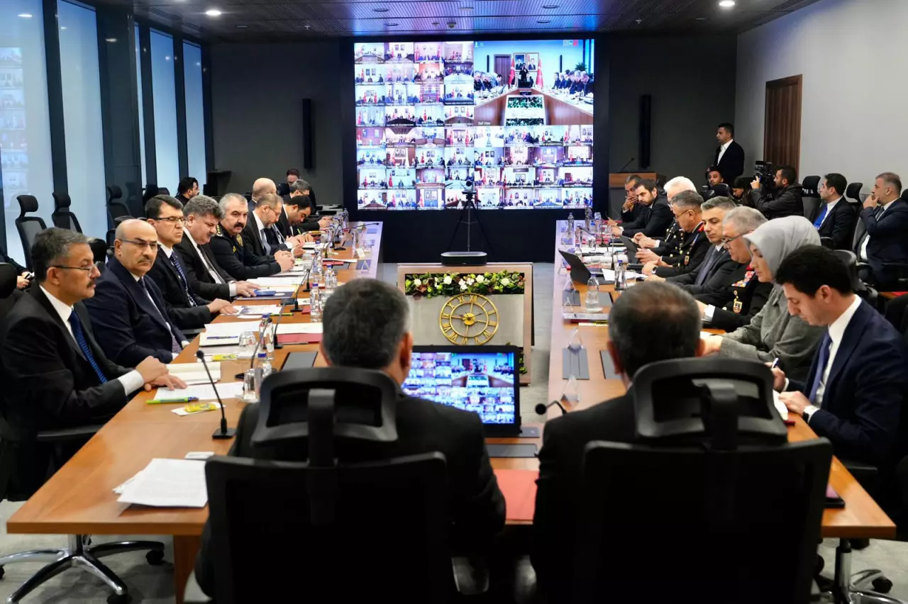 Ankara'da okul güvenliği zirvesi sona erdi: Alınacak yeni kararlar nelerdi? İşte önemli detaylar...