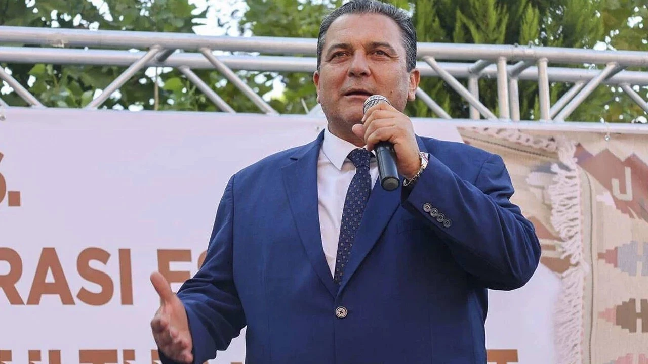 Uşak Eşme Belediye Başkanı ve eşi gözaltına alındı: Yılmaz Tozan kimdir, neden gözaltına alındı?