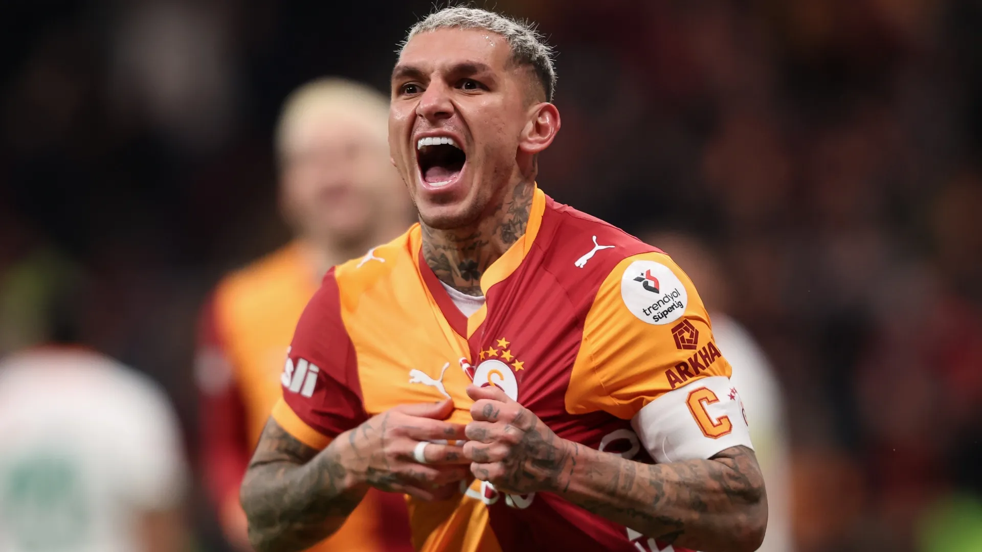 Galatasaray'ın yıldız oyuncusuna yumruklu saldırı: Lucas Torreira'ya saldıran şüphelinin neden yumruk attığı ortaya çıktı!