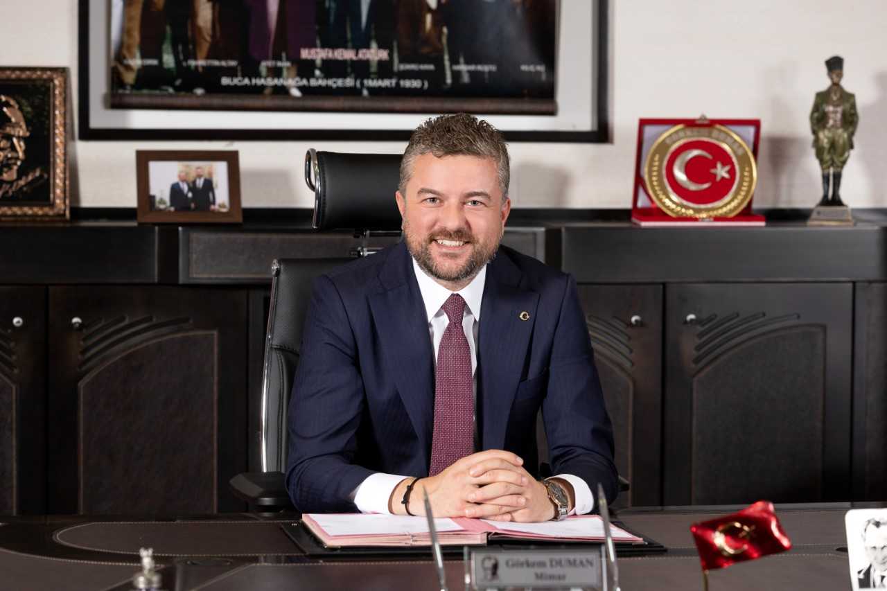 Buca Belediyesi'ne operasyon: Belediye başkanı ile çok sayıda kişi gözaltında, Görkem Duman kimdir?