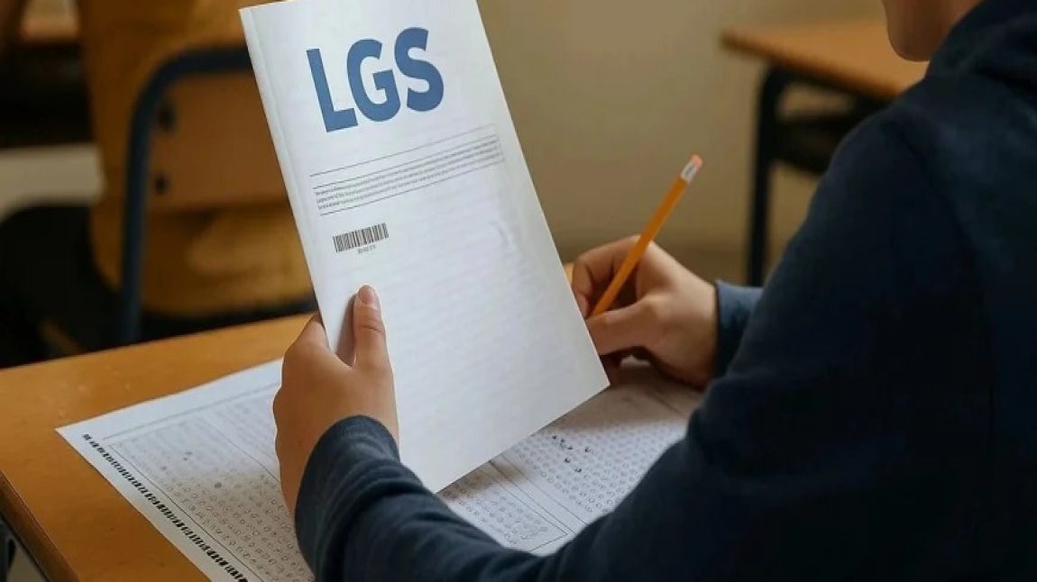 Bakan Tekin'den son dakika duyuru: LGS sınavına hazırlık nedeniyle 12 Haziran cuma günü okullar tatil!