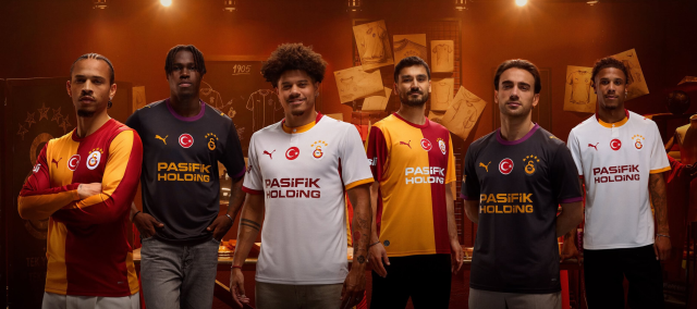 Galatasaray'dan gıcır gıcır formasıyla 5 yıldızlı şov: Fiyatı ise dudak uçuklattı