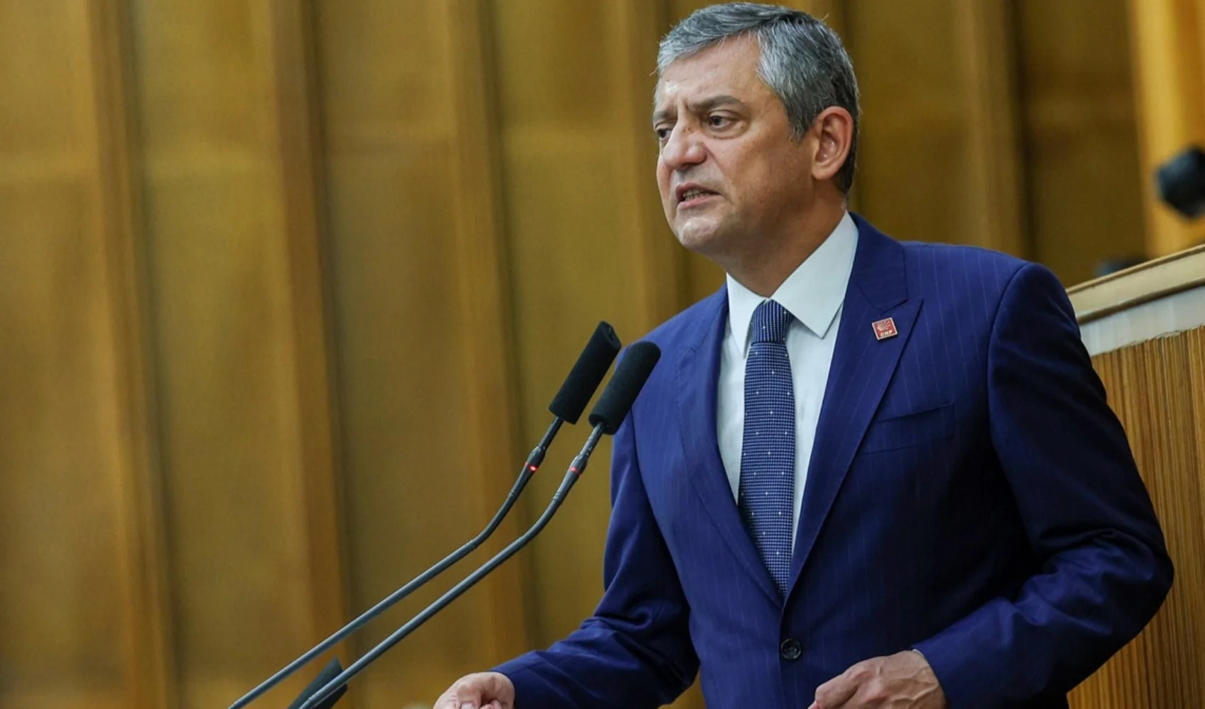 Özgür Özel, Genel Kurul'daki tarihi oturumda konuştu: Yeni Parti "çerçeve yasa" için kararını verdi