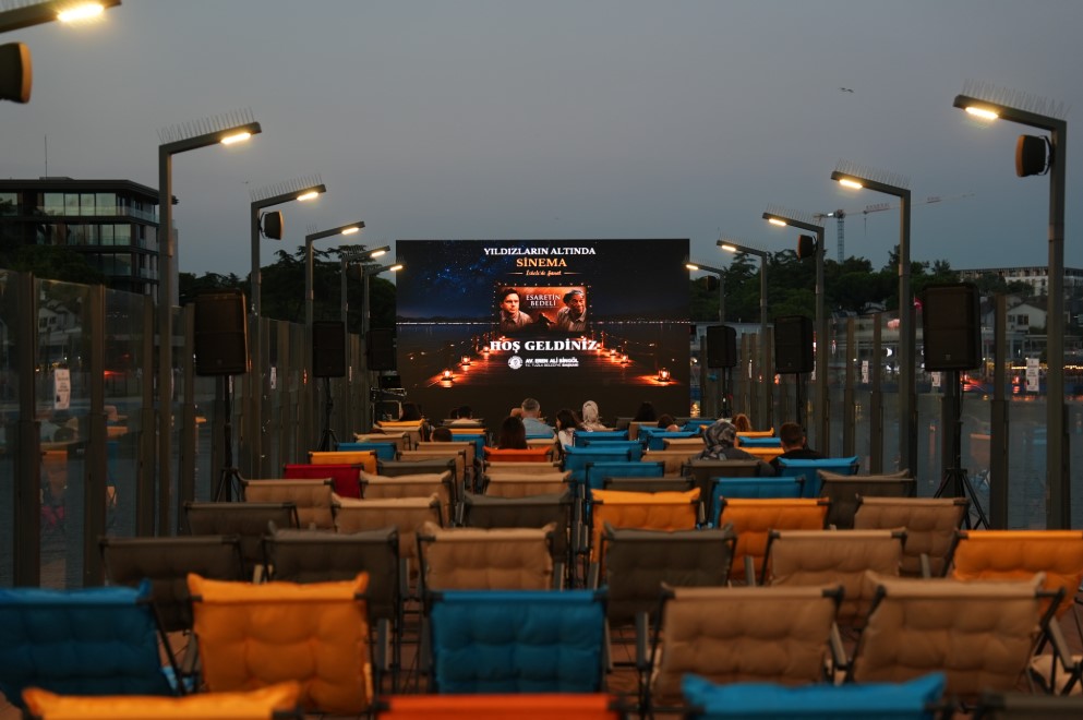 Tuzla Mekan İskele’de Sinema Keyfi