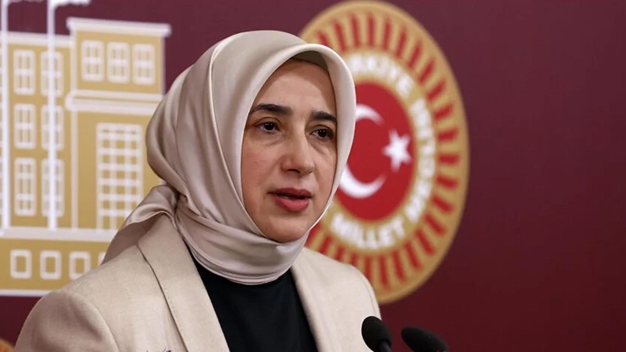 Özlem Zengin harekete geçti: Mersin operasyonunda servis edilen 'pijamalı' görüntüye soruşturma