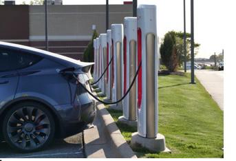 Hibrit mi, Elektrikli mi? İkinci El Araç Alımda Hangisi Mantıklı?