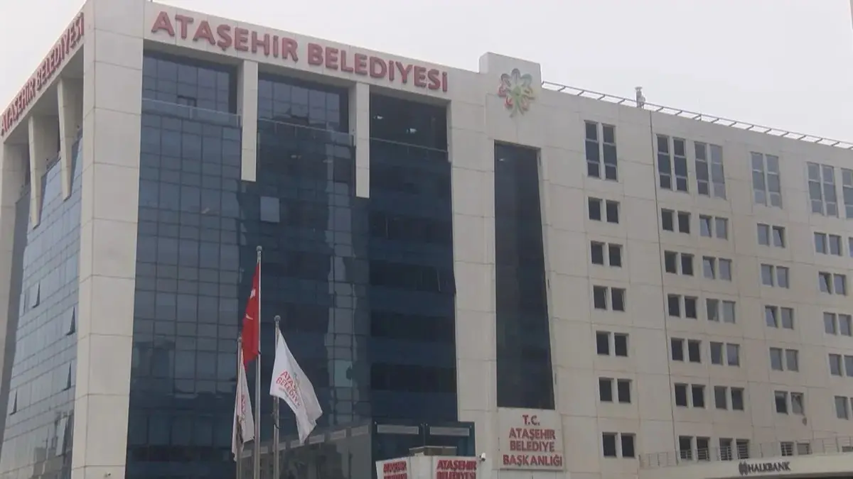 Ataşehir Belediyesi AK Parti'ye geçti