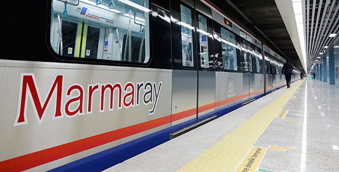 Marmaray'da seferler durduruldu