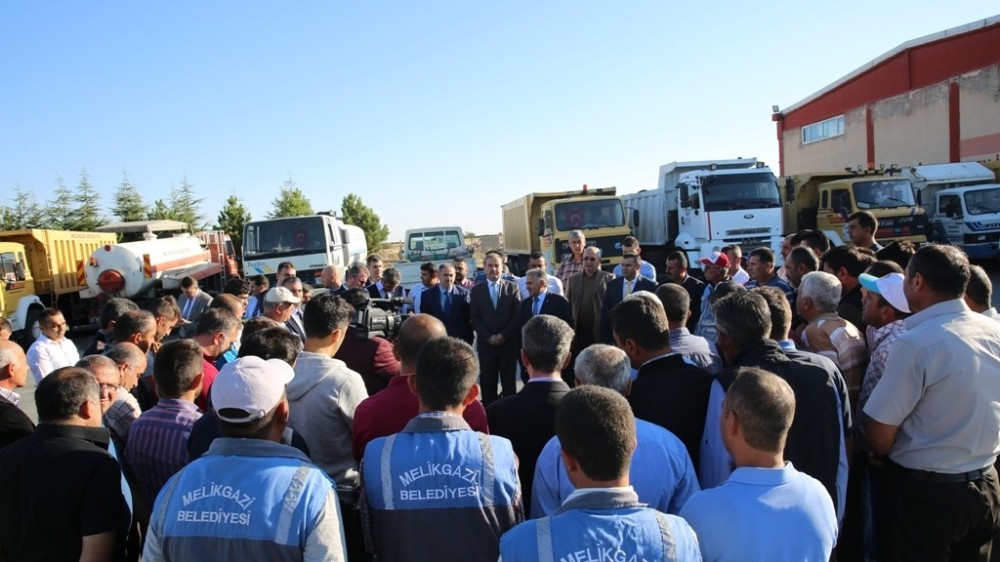 Melikgazi Belediye Başkanı Memduh Büyükkılıç: işci maaşların hep zamanında ödüyöruz