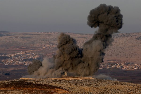 Türk F-16'ları havadan ÖSO karadan Afrin'de