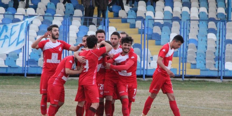 Bilecikspor Bozüyük deplasmanından galibiyetle ayrıldı