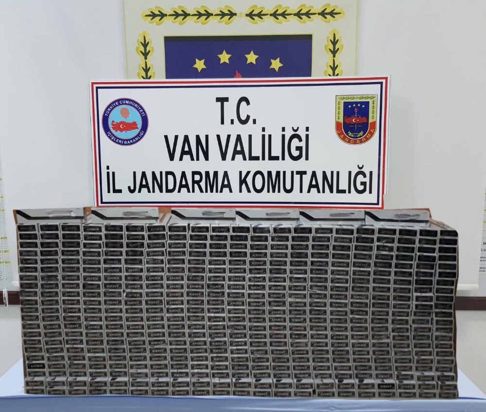 Van İl Jandarma Komutanlığı'ndan kaçak sigara operasyonu