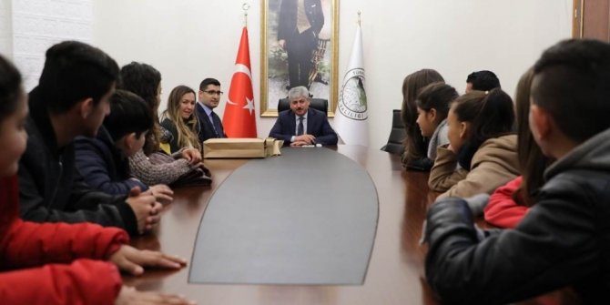 Susuz’da “Kar Tanesi ile Deniz Yıldızı Buluşuyor” projesi