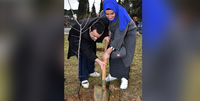 Tuzlalı Özel Çocuklar Afrin Şehitleri İçin Fidan Dikti