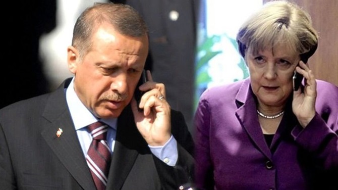 Cumhurbaşkanı Erdoğan, Merkel ile telefonda  görüştü