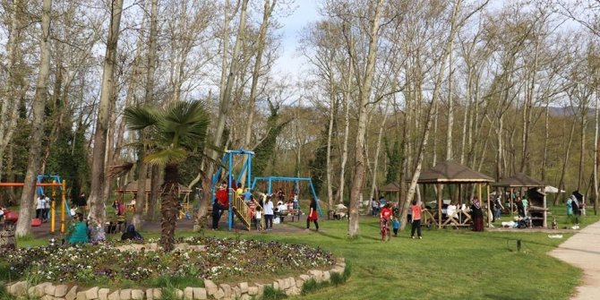 Egemenlik Mesire Alanı vatandaşlardan ilgi görüyor