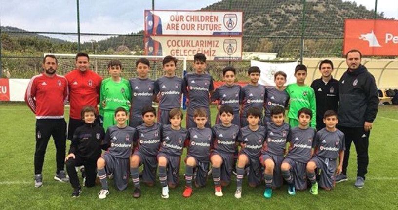 Beşiktaş Altınordu'nun Düzenlediği Turnuvadan U12 Takımını Çekti