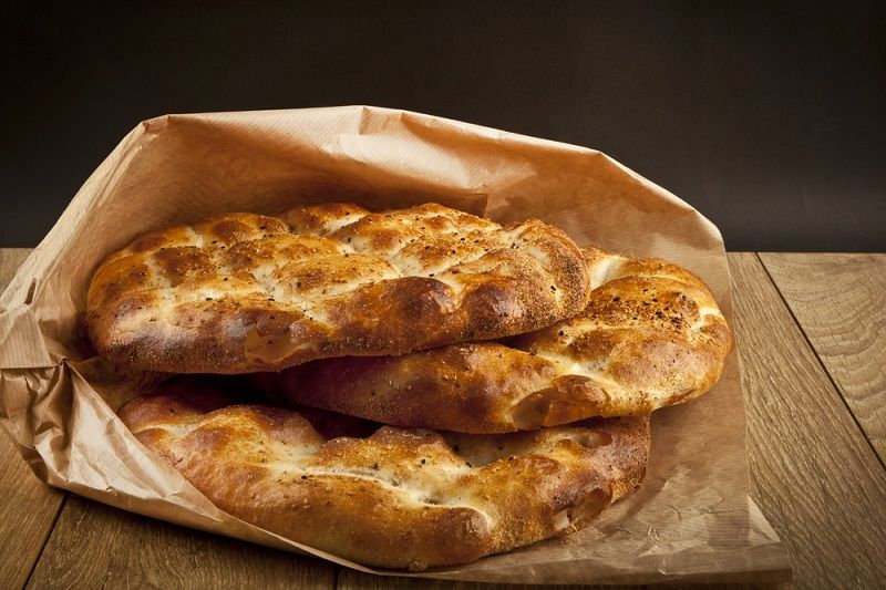 Canan Karatay'dan Ramazan Pidesi Yorumu "Tüketmeyin Desem de Tüketeceksiniz"